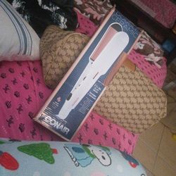 CONAIR STRAIGHTENER DOUBLE CERAMIC 