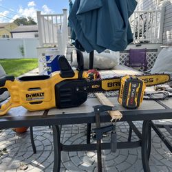 Dewalt Chainsaw 60 V 9amp  Battery Like New