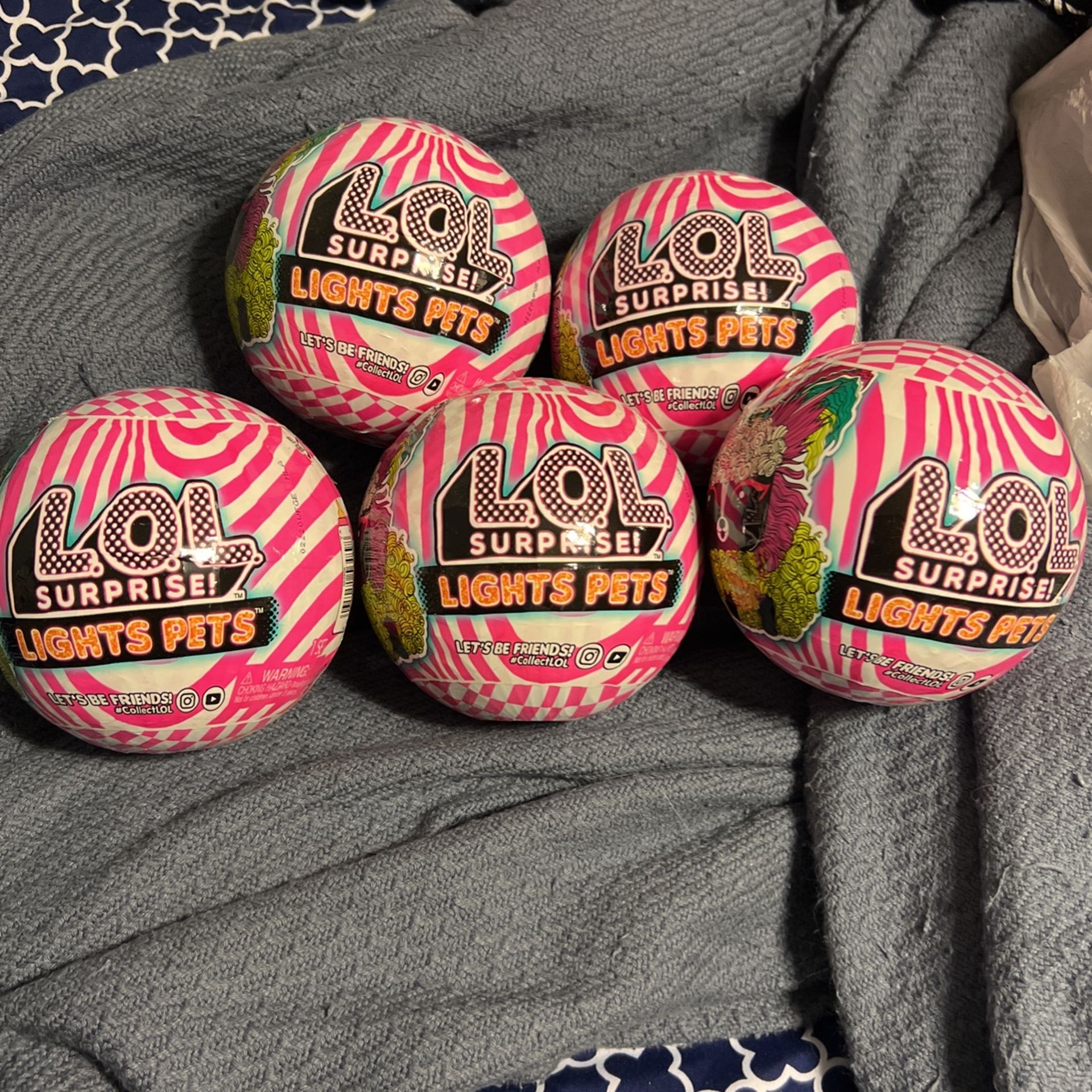 Lol Surprise Light Up Pets