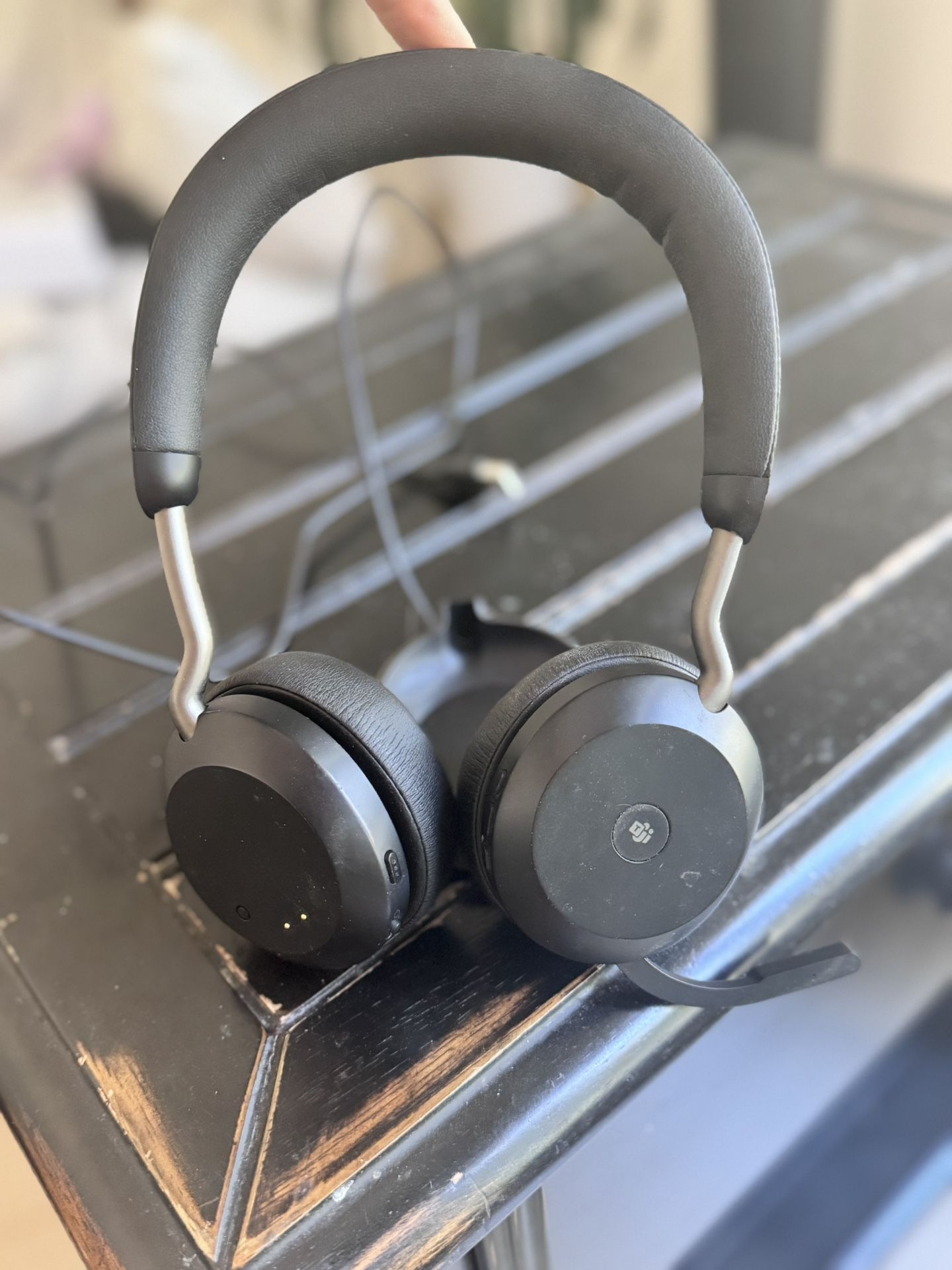 Jabra Wireless Headphones With Mic