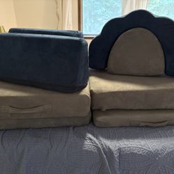 Nugget-style modular Kids Play Couch