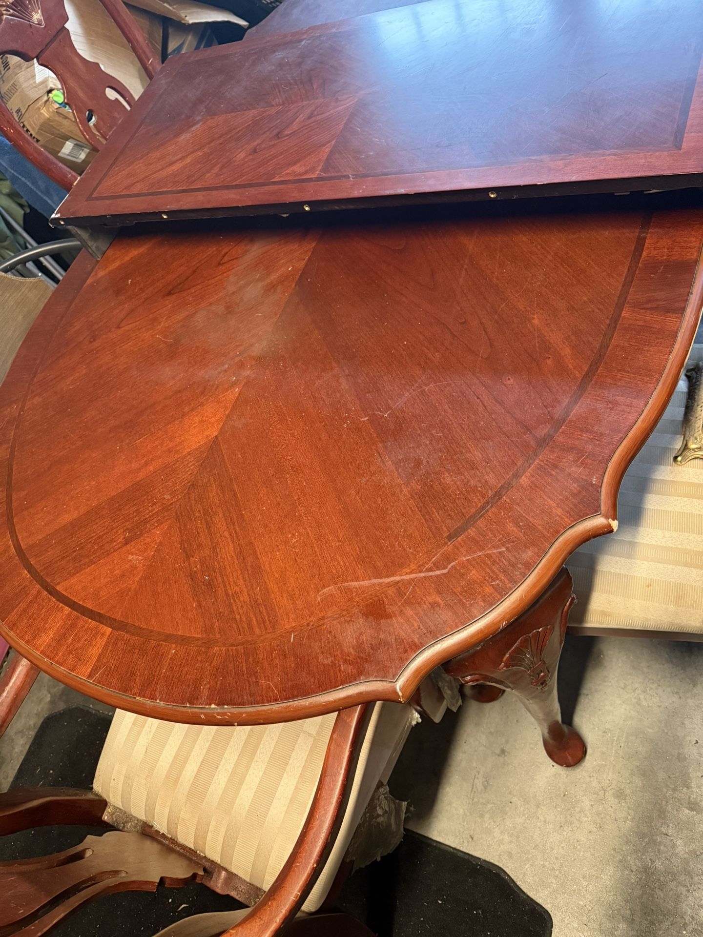 Dining Table  Ask About Delivery 
