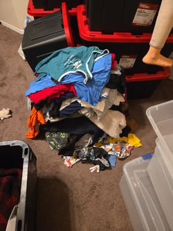 Random YARDSALE CLOTHES & ACCESSORIES BUNDLE