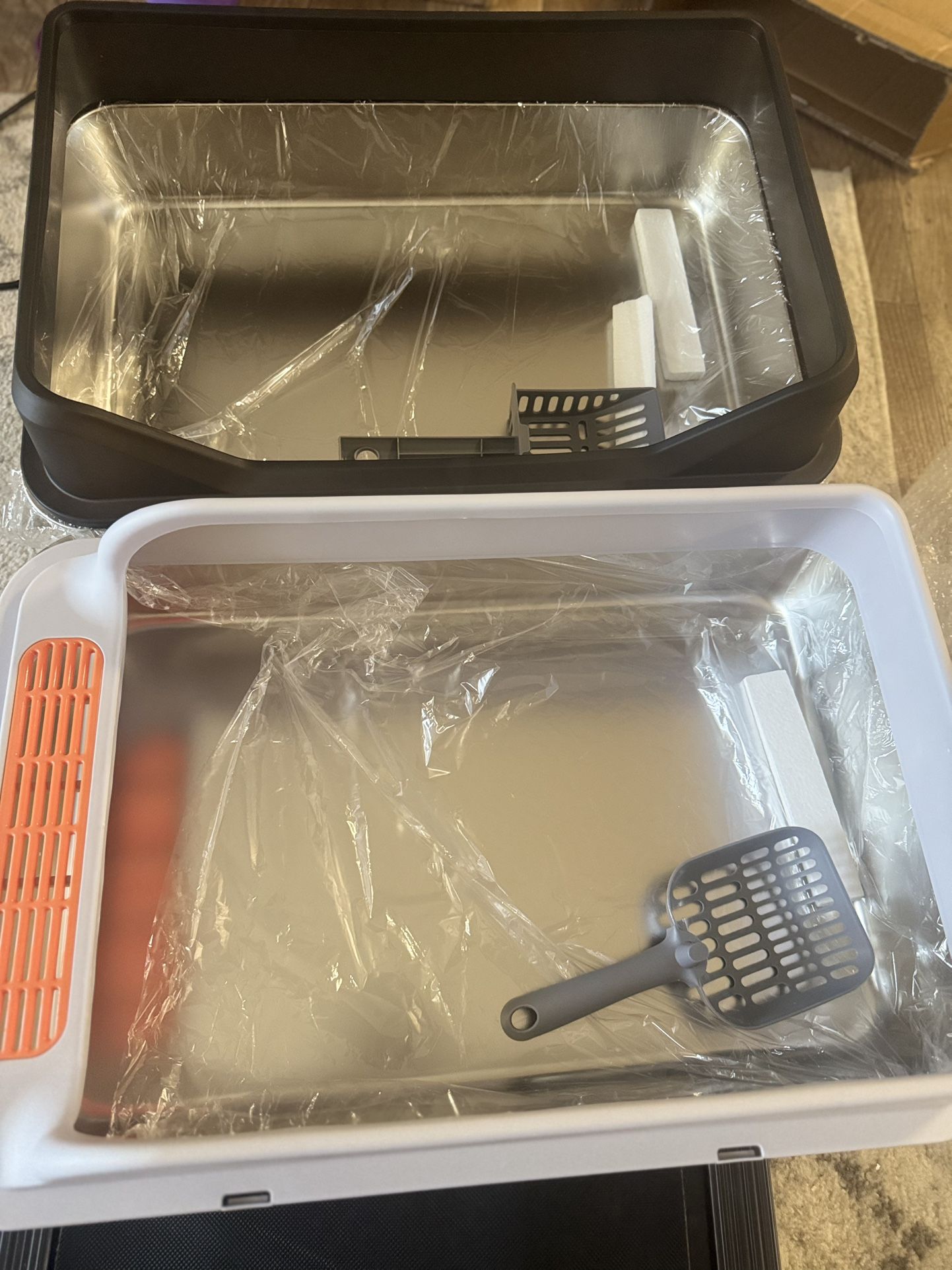 New 2 stainless steel cat litter boxes  23.6 inches   $30 each! 