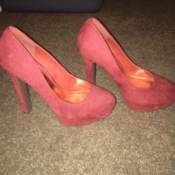 Salmon pink/orange Charlotte Russe pumps
