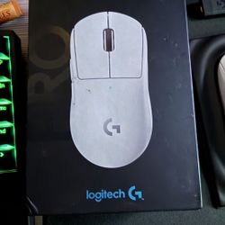 Logitech G Pro Super light