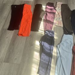 Ladies size small leggings and sweatpants