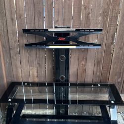 TV table in good condition