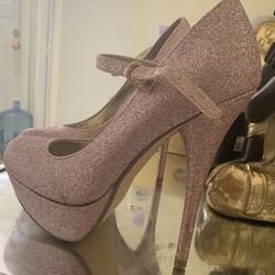 Steve Madden Heels Size 6 