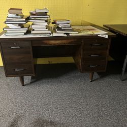Desk For Free