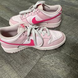 Nike Dunks 6Y Pink