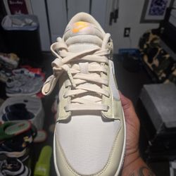 Nike Dunk Low
Team Gold (Women's) Women's Size 11.5 Or Men's Size 10 Brand New Condition With Og Box No Top