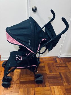 Summer Infant 3D umbrella stroller excellent condition p/up Brooklyn NY 11229