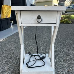 End/Side Table