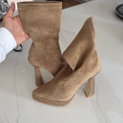 Fancy High Heel Boots With Sparkling