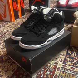Jordan 5 Moonlight GS SIZE 5.5 
