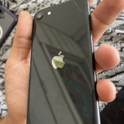 IPHONE SE 2020