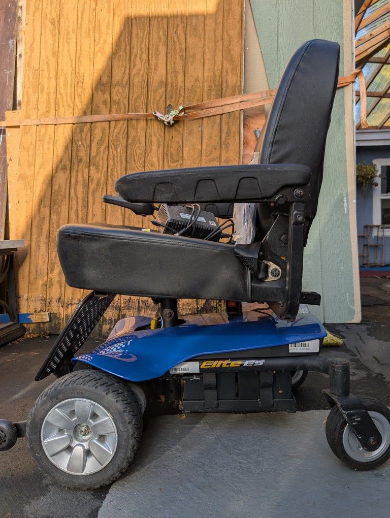 Used Electric Wheelchair 