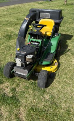 John Deere LT 133
