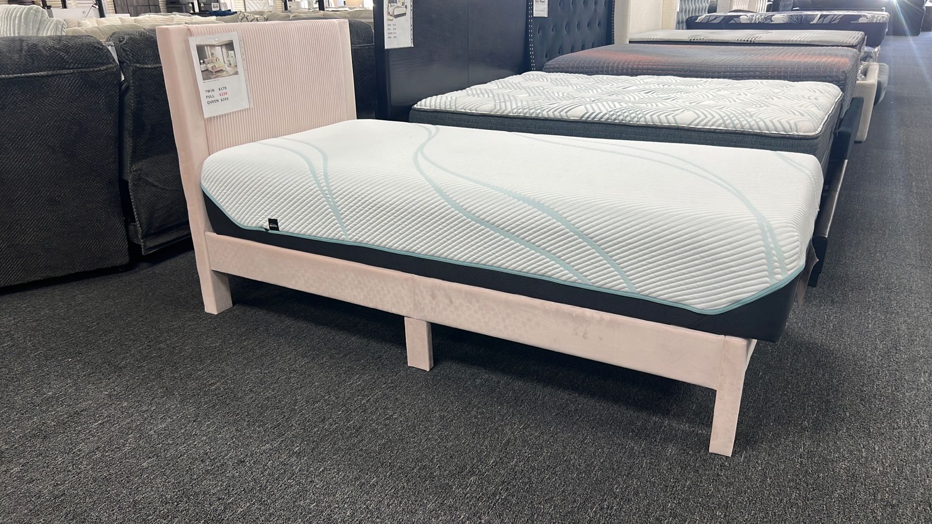 TWIN SIZE BED PINK OR GRAY COLOR 