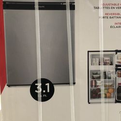 BRAND NEW FRIGIDAIRE FRIDGE WITH FREEZER 3.1 Cu.ft