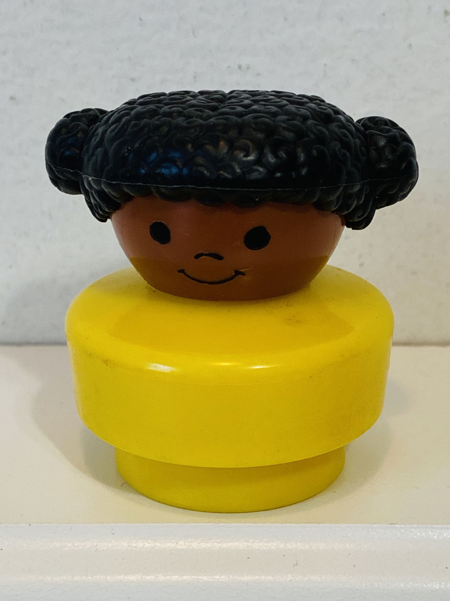 VNTG Fisher-Price Chunky 1990's Little People African-American Girl Yellow Base