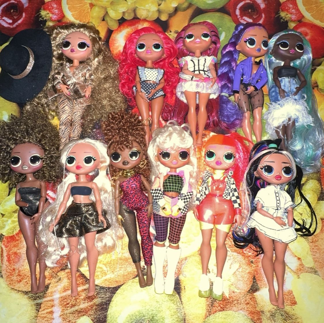 Omg lol Dolls Lot
