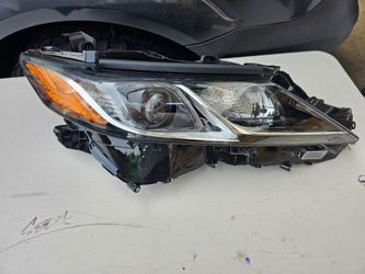 2018 - 2019 Toyota Camry

LED Headlight (Right/Passenger)