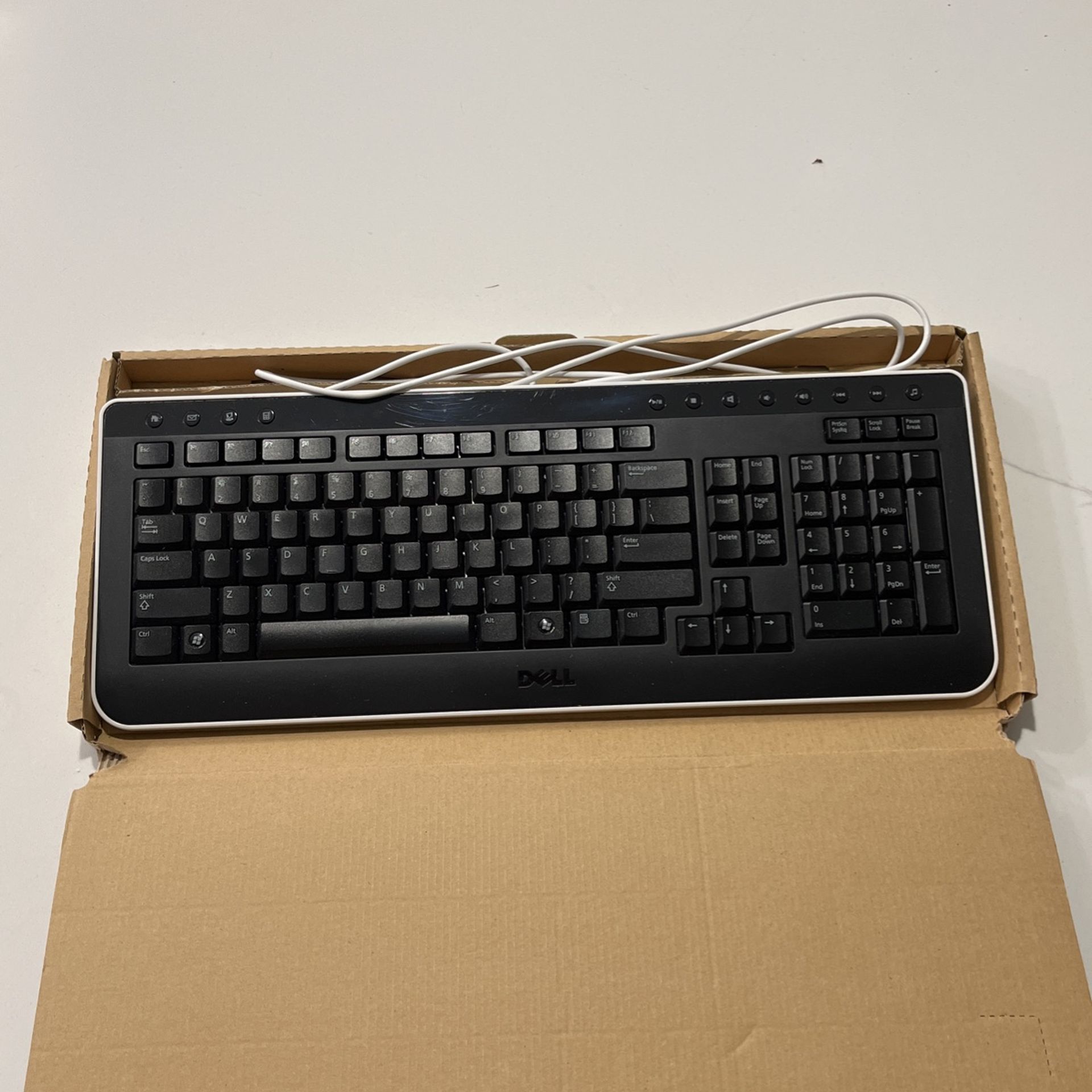 brand new DELL wired key board