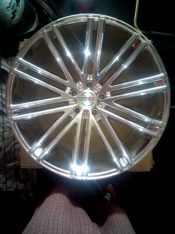 Brand New Heavy Hitters 22 Inch Rims Still In The Box For Sale For $400 Bolt Pattern Is On Picture 3 And They Are 5 Lugs