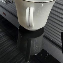 Crown Victoria Lovelace China Tea Cup 20.00 OBO