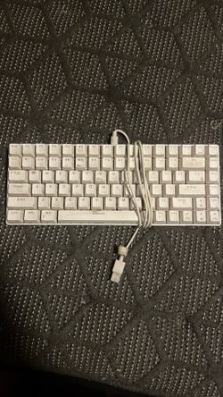 White mini keyboard