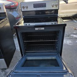 Estufa Eléctrica Disponible 