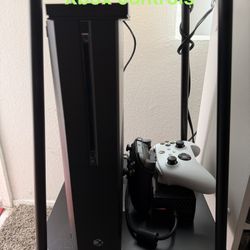 XBOX ONE 500 GB AND 2 TB External Memory
