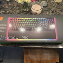 Razer Black widow v4 Gaming Keyboard
