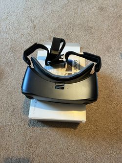 klimaks Patriotisk binding Samsung Gear VR Oculus 2016 SM-R323 for Sale in Wilmington, DE - OfferUp