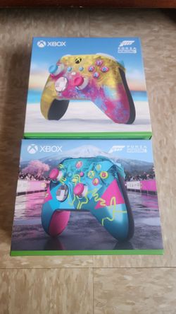 FORZA HORIZON 5 AND 6 SEALED XBOX SERIES X CONTROLLERS BUNDLE