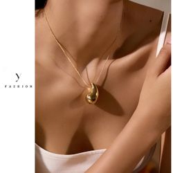 N239- Big Droplet Water Necklace!