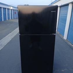 Black Refrigerator Like New