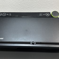FOODSAVER Vacuum Sealer - VS3120