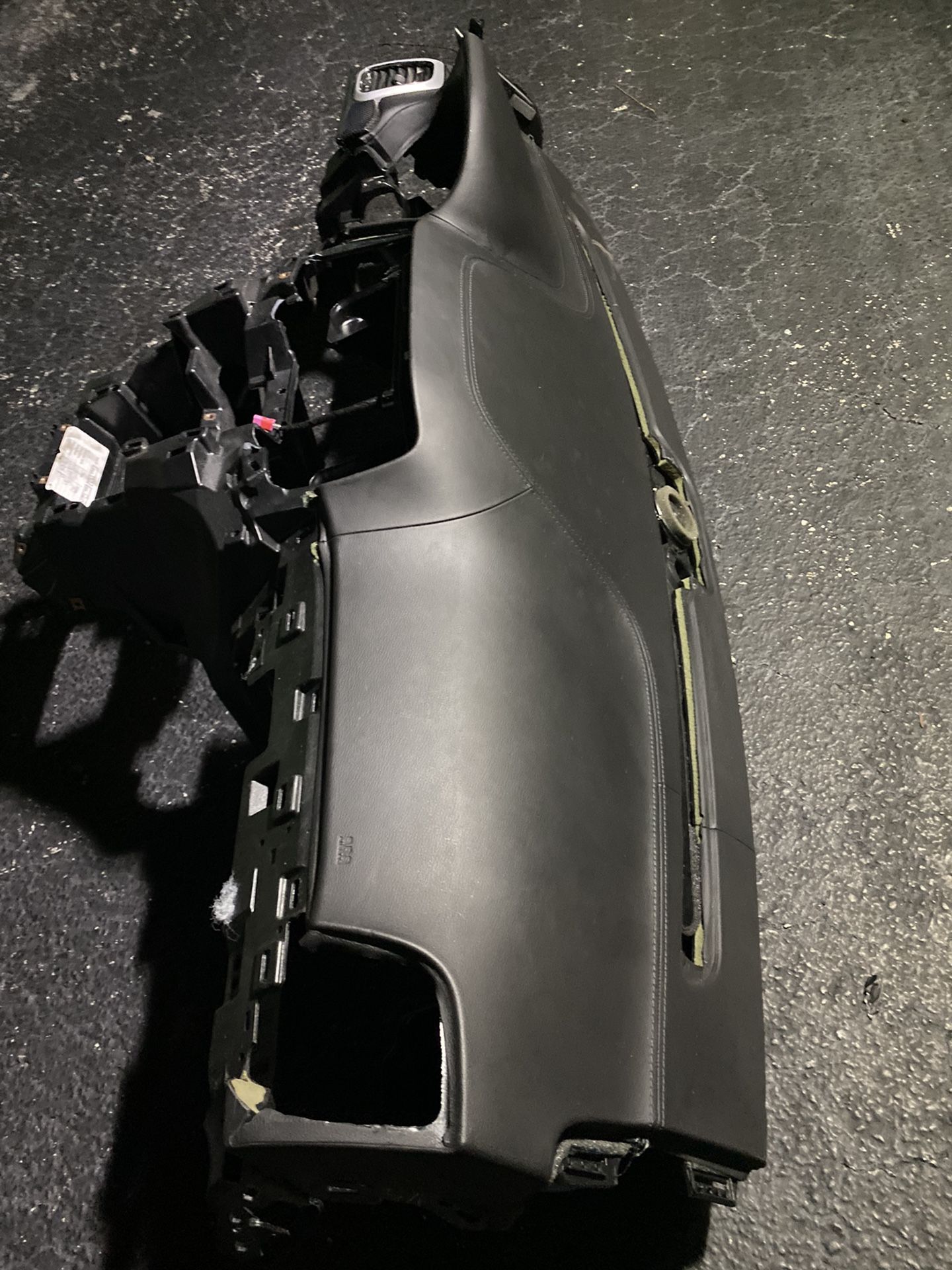 2018 - 2021 Jeep Grand Cherokee Dashboard