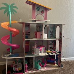 LOL Doll House 