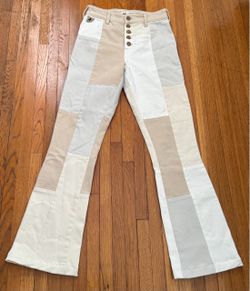 Lois RARE patchwork beige, white and cream high rise flare leg exposed buttons logo jeans, size 25 Made in Spain