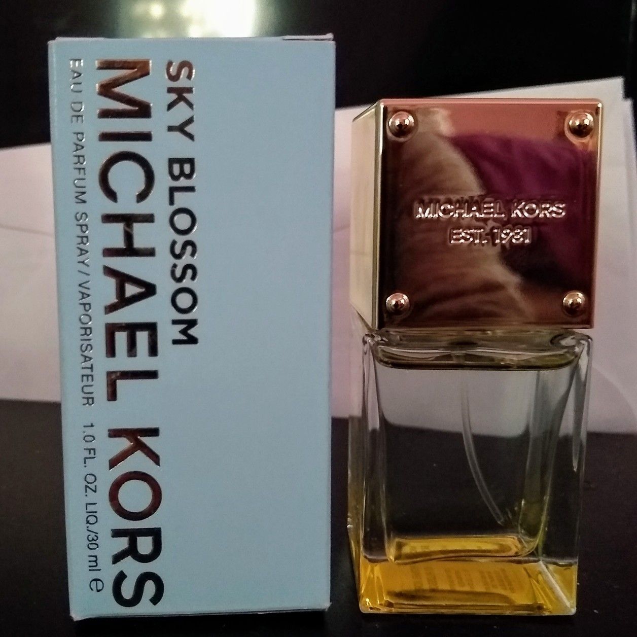 Michael Kors sky blossom perfume