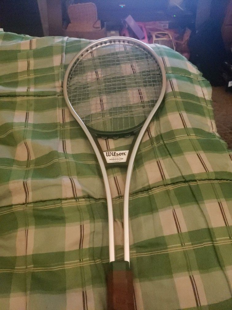 Wilson world class tennis racket great shape