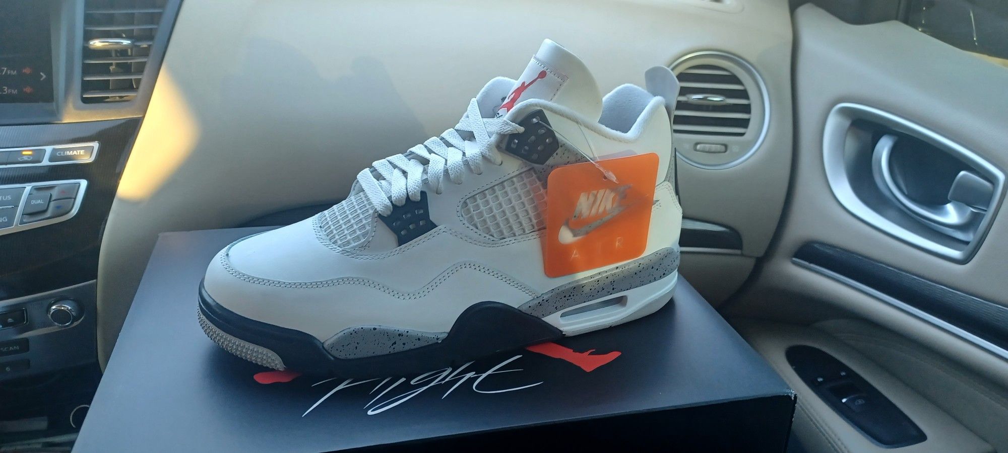 Air Jordan 4 Retro Cement White