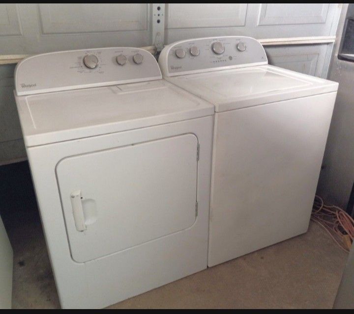Whirpool XL Capacity Washer Dryer Set