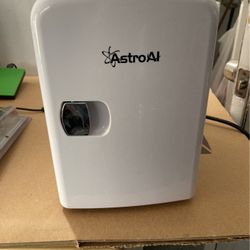 AstroAL Mini Fridge