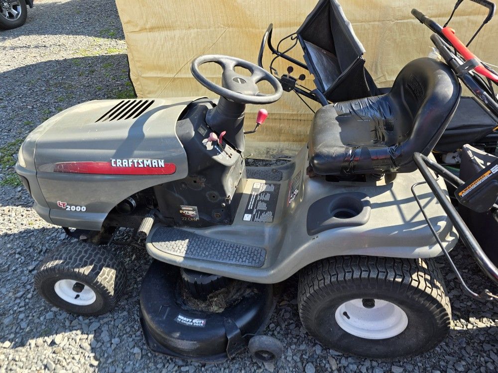Craftsman Lt2000 Riding Mower