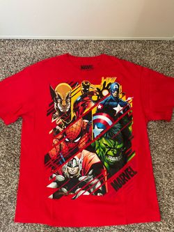 Marvel T-shirt color red size Large